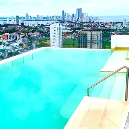 Apartment 2br 2ba Con Balcon En L Y Vista Abierta, Piscina 360 Piso 27, A Pasos Del Mar Y Murallas *